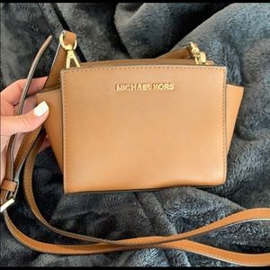 Michael Kors SELMA MINI Crossbody Purse